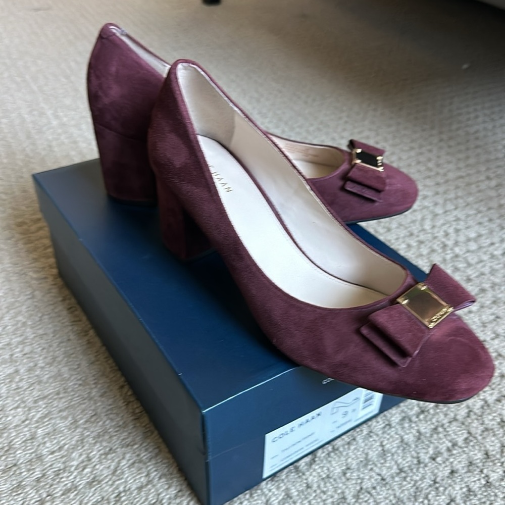 Cole Haan Tali CordovanSuede Bow Pumps Sz 9B New w/box